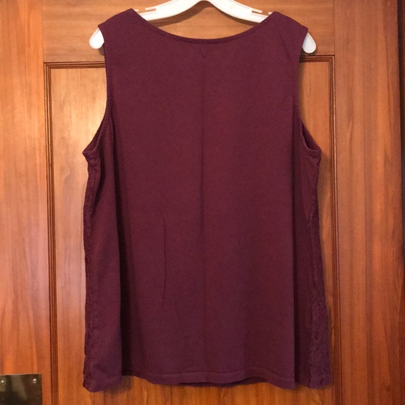 Eddie Bauer, Lace Front, Sleeveless, Purple - Picture 2 of 3